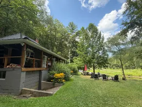 Cozy Pine Creek Waterfront Cottage (Cabin) - Image 3