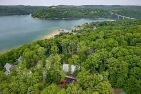 The Holiday Hutt at Dale Hollow Lake-Close to Sunset, Bball Court, Movie Theater - Image 2