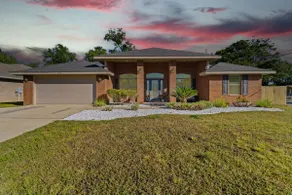 Pensacola Dog-Friendly Retreat: Backyard | Firepit - Image 5