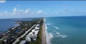 3/2 Heated Pool • Close to Beach • Trails • Golf - Image 3
