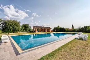 Villa med privat halvolympool och privat tennis - Image 5