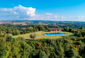 Villa med privat halvolympool och privat tennis - Image 2