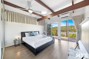 KozyGuru | Waterfront Holiday House - Image 4