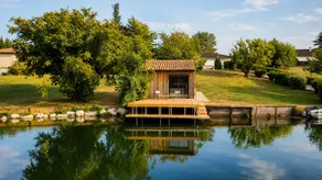 Unusual lodge by the Lot - Image 2