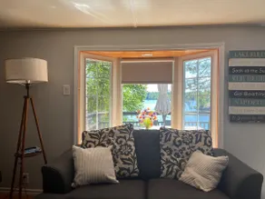 West Arm cottage with panoramic views, boathouse. - Image 3