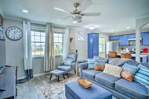 'Blue Cottage in the Bayou' w/ Private Yard! - Image 5