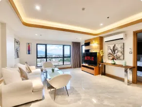 High Class 1BR at One Euphoria - Image 2