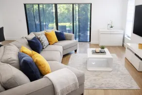 Sleeps 12 · Brand New · 10 Min to Beach · Family - Image 5