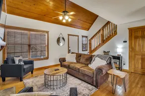 Minutes from SDC! Fireplace! Scenic Wooded Views! - Image 4
