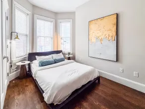 (5G1) 2 Bedroom, BackBay, Newbury Street, Location - Image 2