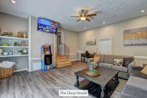 Chop House | King Bed, Smart TVs & Backyard Fun! - Image 5