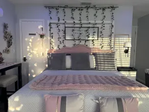 Serene Studio-Private Entrance-Kng Bed-K'ette-WiFi - Image 3