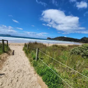 The Salty Duck | Walk to Beach + Pet Friendly - Image 4
