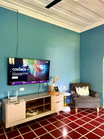 Country House facing Lake Coatepeque, C.Poncho - Image 3