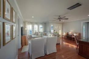 Cottage on D • 2 Blocks from Downtown Bentonville - Image 5