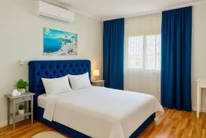 Quiet apartment with elegant design, three rooms and self check-in - Image 3