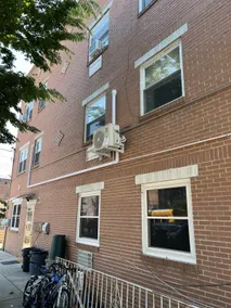 Lovely Two Bedrooms By JFK - Image 2