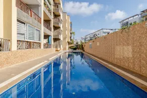 Pool | Free Parking | 2 Balconies | Gym | Wi-Fi - Image 2