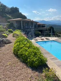 Apartment with pool, incredible view - Image 2