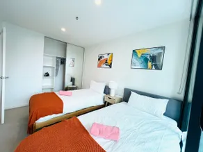 40-Comfy and Stunning Apt in Melbourne CBD - Image 4