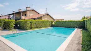The House in the Vineyard - Italian Homing - Image 3