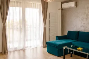 2 bedroom apartment in a lively area! - Image 3