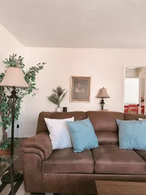 Cozy Stay in Glendale - Image 3