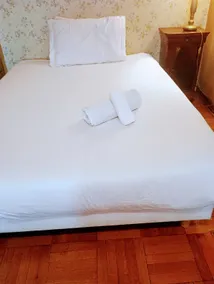 Piazza San Babila studio apartment - Image 2