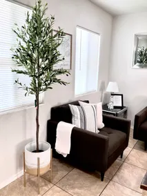 Downtown SB, Nos center, Yaamava Casino-Clean/Cozy - Image 2