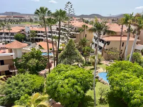 Penthouse in South Golf - Image 2