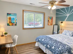 Lovely 2-bedroom apartment remodeled - Image 3