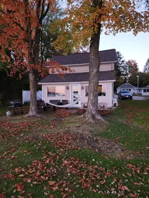 Cottage Directly on Shawano Lake - Image 2