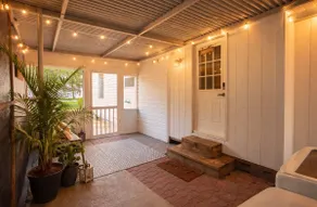 Western Retreat | Sleeps 10 | Fire Pit | Near NRG - Image 5