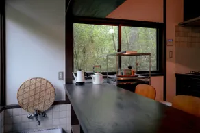 Villa for retreat, creativity, and connection. - Image 4