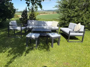 Beautiful farm, stunning views, heated pool - Image 5