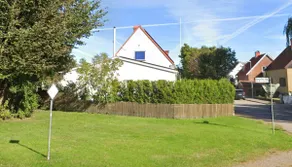 Pool house with walking distance to the beach - Image 2