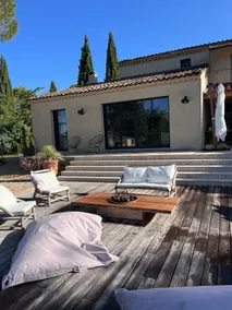 Maison ELA sur la commune de Lourmarin - Image 4