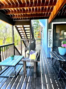 Cozy and private Lake & River Guest House - Image 2