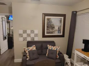 THE ORCHARD SUITE OF SEBRING - Image 4