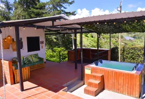 Cantares: Rest with Jacuzzi + Pool in Peñol - Image 5