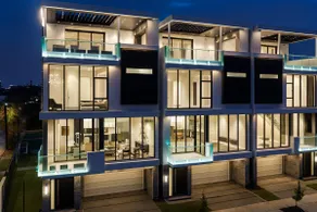 The Glass Haus I · Modern Luxury · River Oaks  · Rooftop Terrace ·Elevator ⭐️⭐️⭐️⭐️⭐️ - Image 3