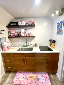 Hello Kitty Guesthouse in SB - Image 5