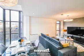 Luxury Deansgate Apt Canal View & Free Parking - Image 3