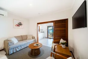 Latitude 17 - Suite 4 - Image 5