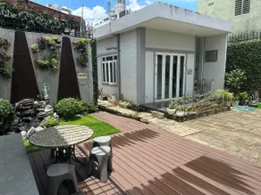 Entire studio villa in a large property - Image 2