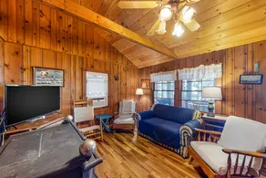 Cozy Lakefront 2BR | Dock | Woodland Setting - Image 5
