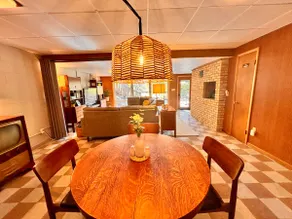 Cozy Midcentury Inspired GuestSuite w/Lots of Room - Image 3