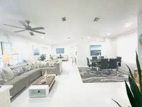 Villa in Miami with Heated Pool & Salt System - Image 5