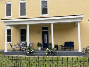 Mulberry Manor*Walkable*8 Guests*4 Bed/2.5 Bath - Image 2