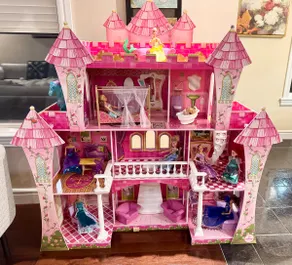 Cozy House * 5 BR * Family, Baby, & Kid-Friendly * King Bed * A/C * - Image 3
